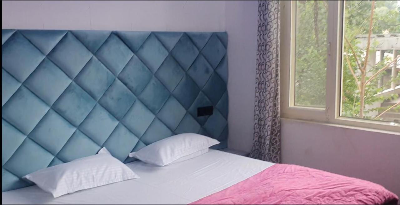 Hotel Resonance Exotic Srinagar  Ngoại thất bức ảnh