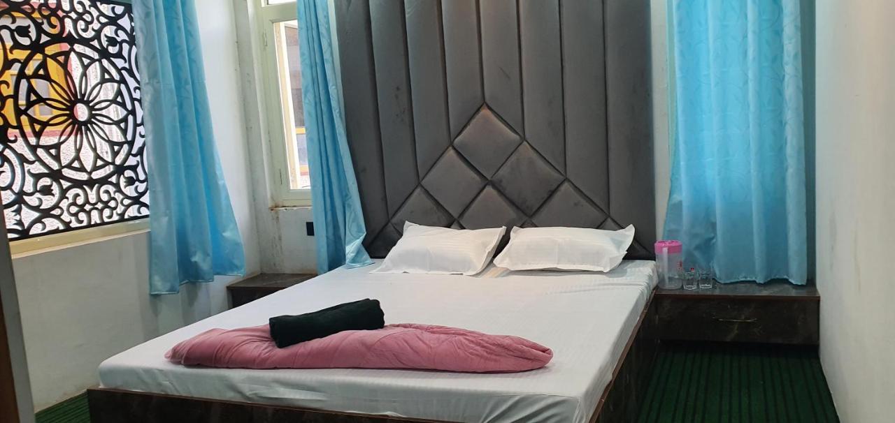 Hotel Resonance Exotic Srinagar  Ngoại thất bức ảnh